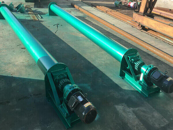 3條管（guǎn）式螺旋輸送機展示圖