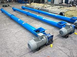 主要用於輸送（sòng）粉（fěn）狀、顆粒狀和小塊狀物料